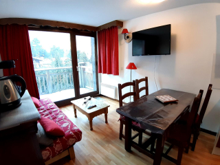 Balcons de la Vanoise n°514, avec grand balcon, 38 m2, 2*,  à 250m des pistes et commerces